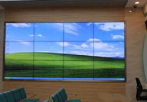 盐亭液晶拼接屏的另类用法。